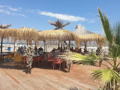 Caribi Beach Bar & Food Pomorie