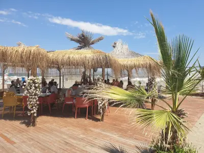 Caribi Beach Bar & Food Pomorie