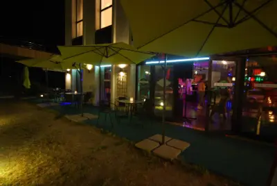 Ivy Bar