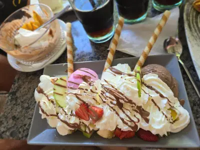 “Face“ Cafe