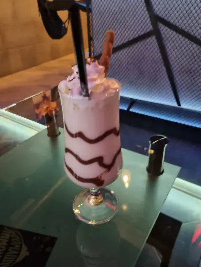 Knockout Cafe-Bar