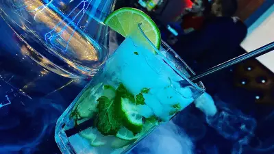 Knockout Cafe-Bar