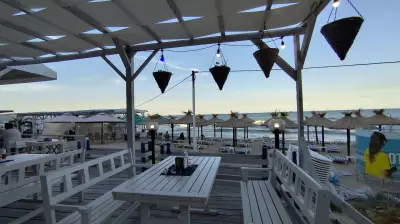 Bistro Crazy Beach