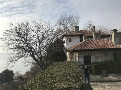 Варна Ноф Пропъртис ООД