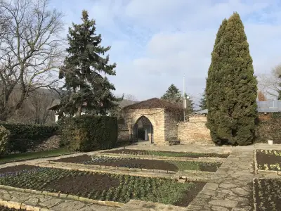 Варна Ноф Пропъртис ООД