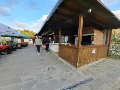 Барбекю и риба "БЪЧВАТА" BBQ & Fish “Buchvata”