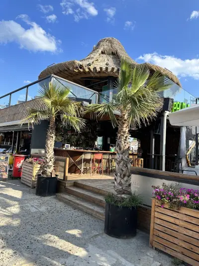 Palm Beach Bar & Grill