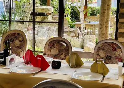 Restaurant Iris Garden Sunny Beach