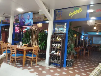 Las Palmas Bar and Dinner