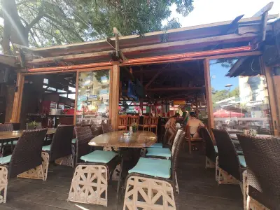 Funny Pub