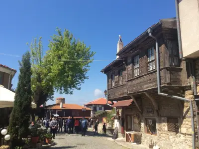 Avera