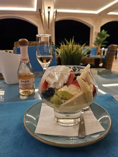 RICH Beach Bar & Restaurant