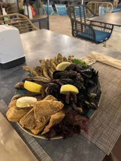 RICH Beach Bar & Restaurant