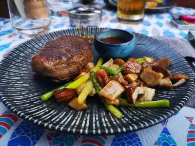 Galeon Dine & Wine