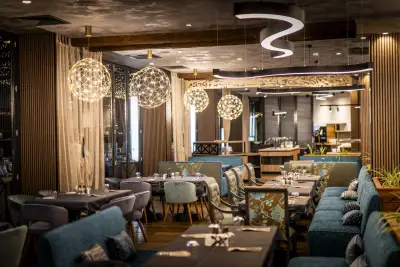 Galeon Dine & Wine