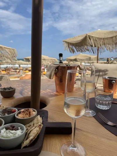 Oasis VIP Club - Restaurant