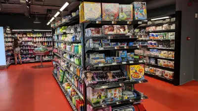 Supermarket Mladost