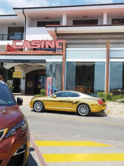 Casino Palace Marina Dinevi