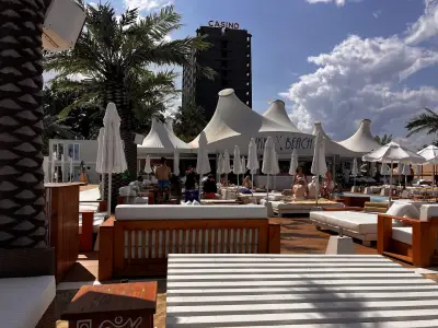 Kikki Beach