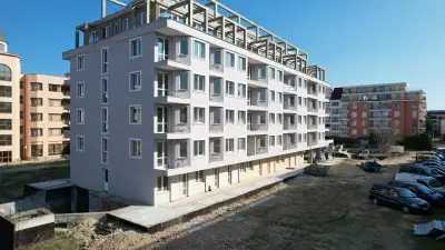 Resales Properties in Bulgaria: Collins Estates Sunny Beach