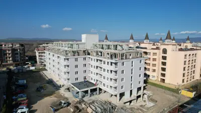 Resales Properties in Bulgaria: Collins Estates Sunny Beach