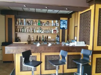 Golden House Bistro