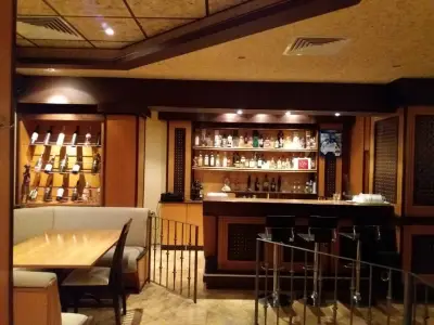 Golden House Bistro