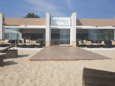 Mirage Sands