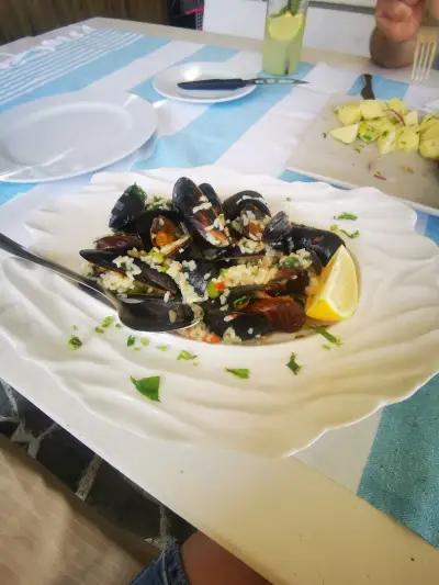 Laguna Restaurant
