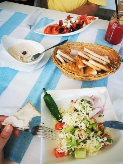 Laguna Restaurant