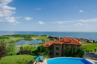 Consultica Properties | Hotels and luxury properties for sale