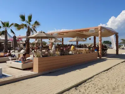 Bedroom Beach