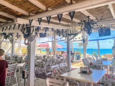 PIRATES Bar and Food