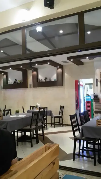 ADORA Bar & Dinner St. Vlas