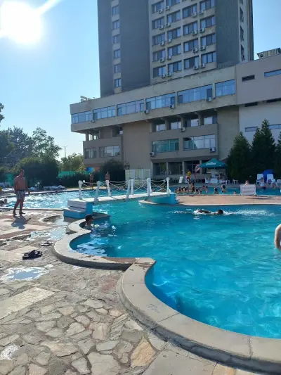 Swimming pool SPS