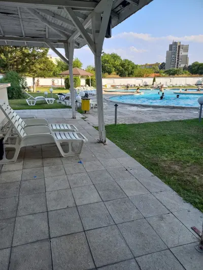 Swimming pool SPS