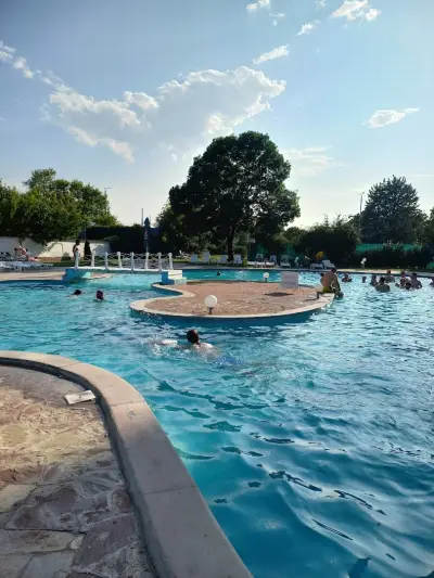 Swimming pool SPS