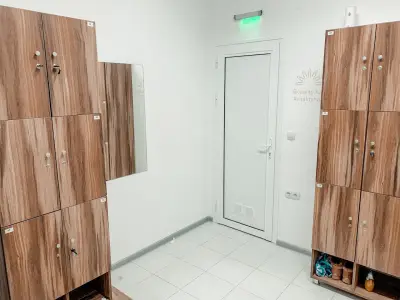 Групови тренировки йога, пол денс, зумба и други Vitality Hall