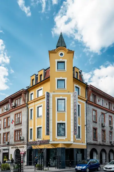 Aurora Hills Hotel