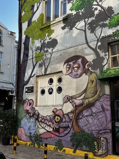 Mouse House Kapana