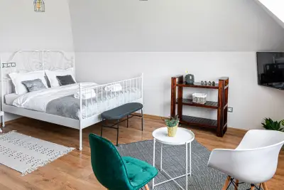 Gladstone suites