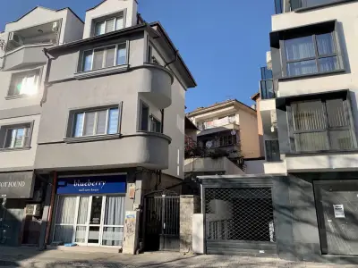 Gladstone suites