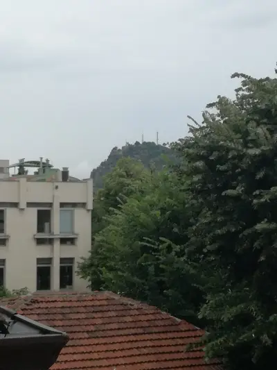 The Old House guest rooms and apartament