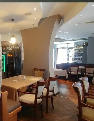 На улицата