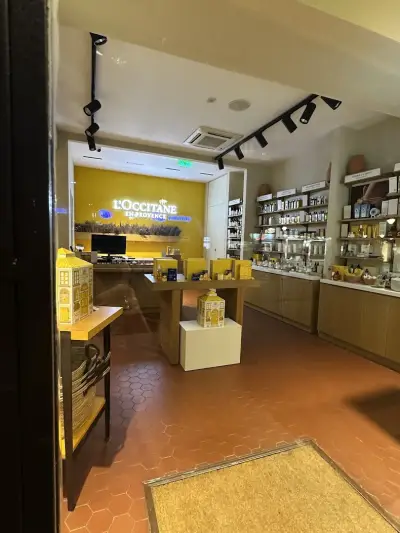 МАГАЗИН L'OCCITANE