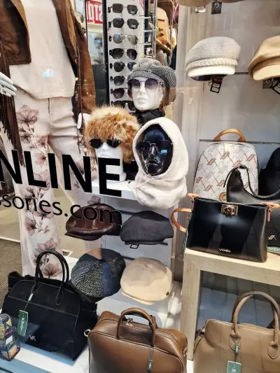 Магазин за дамски и мъжки аксесоари ByAccessories