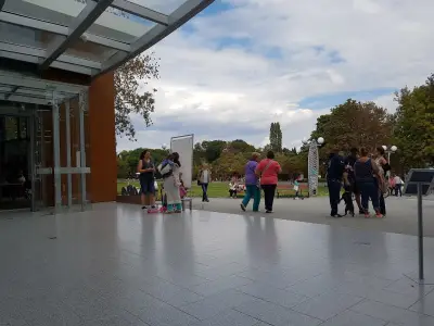 Плувен комплекс Флора
