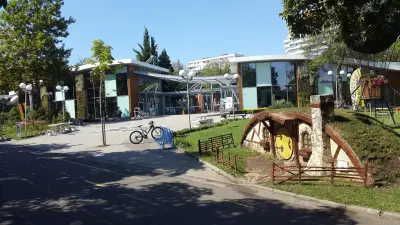 Плувен комплекс Флора