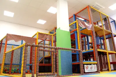 Басейн "Двата Делфина"