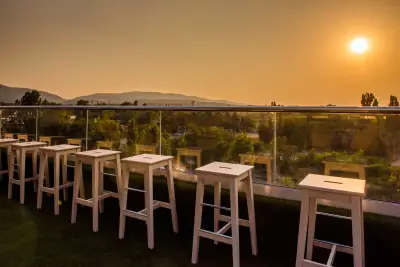 SHISHI RoofTop Beach
